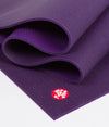 Manduka PRO 6 mm - Yoga Mat  Magic - FLOW YOGA 